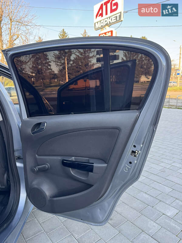 Хэтчбек Opel Corsa 2008 в Луцке фото 44 Хэтчбек Opel Corsa 2008 в Луцке