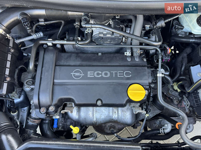 Хэтчбек Opel Corsa 2008 в Луцке фото 58 Хэтчбек Opel Corsa 2008 в Луцке