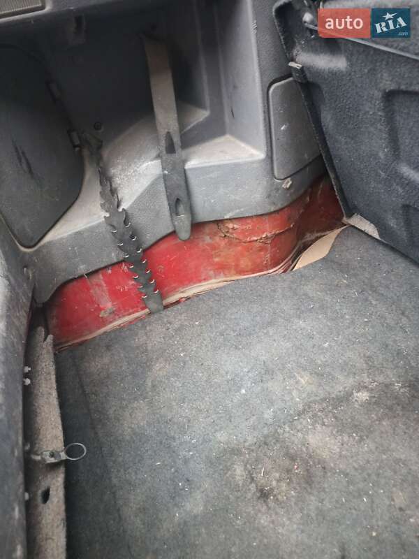 Хетчбек Opel Corsa 1994 в Ярмолинцях