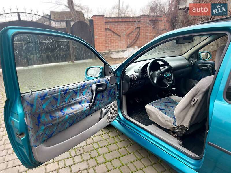 Хэтчбек Opel Corsa 1995 в Лысянке фото 8 Хэтчбек Opel Corsa 1995 в Лысянке