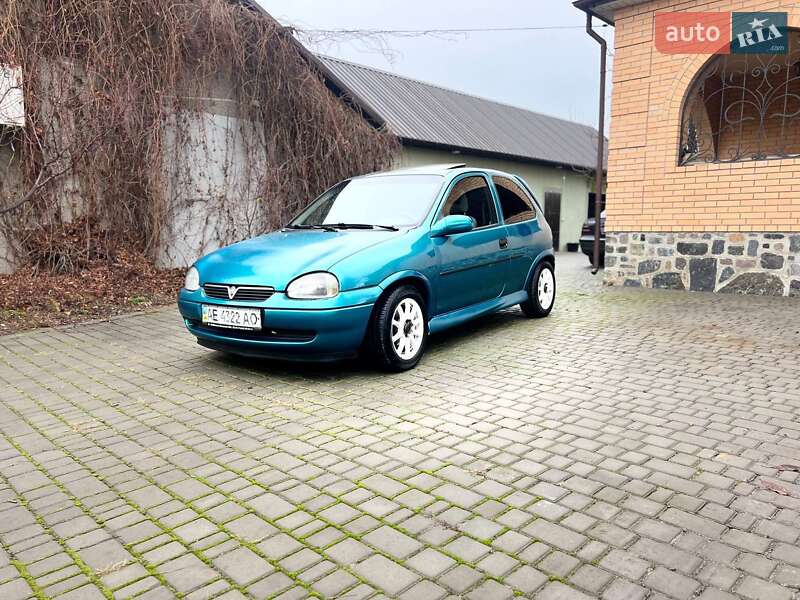 Хэтчбек Opel Corsa 1995 в Лысянке фото 2 Хэтчбек Opel Corsa 1995 в Лысянке