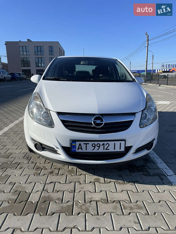 Opel Corsa 2010