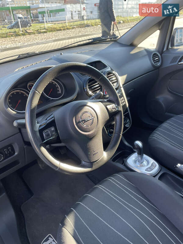 Хэтчбек Opel Corsa 2010 в Калуше фото 5 Хэтчбек Opel Corsa 2010 в Калуше