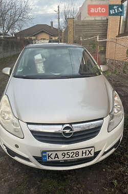 Хэтчбек Opel Corsa 2008 в Вышгороде