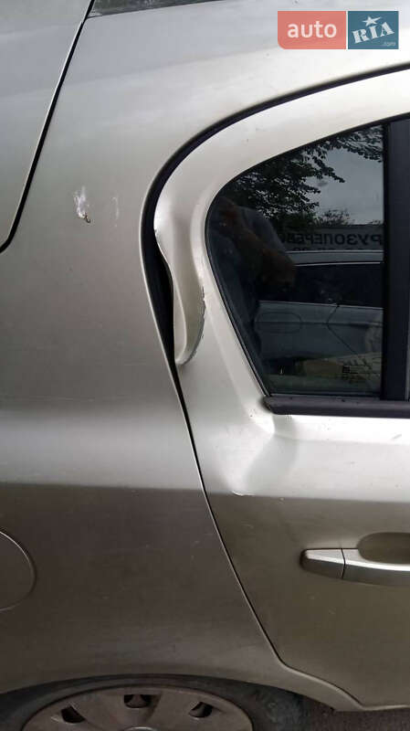 Хетчбек Opel Corsa 2008 в Вишгороді фото 2 Хетчбек Opel Corsa 2008 в Вишгороді