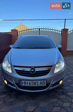 Хэтчбек Opel Corsa 2007 в Измаиле