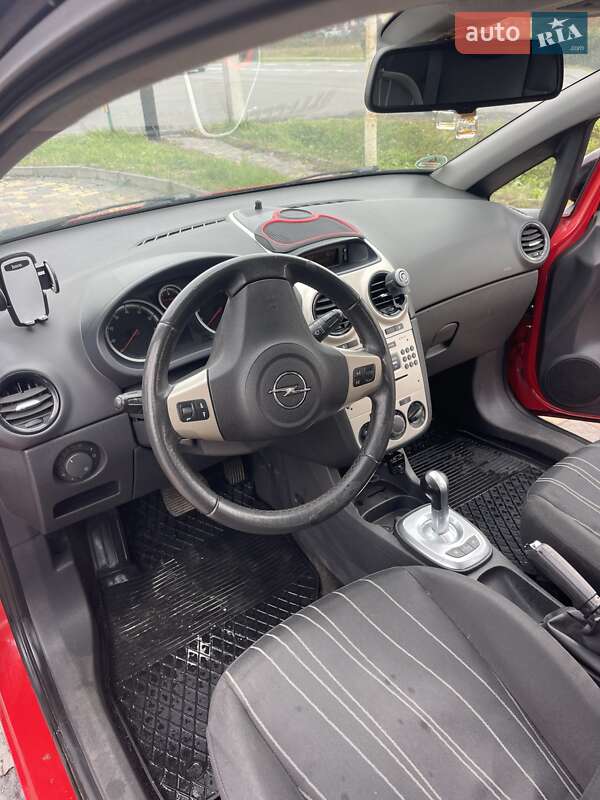 Хетчбек Opel Corsa 2007 в Ужгороді
