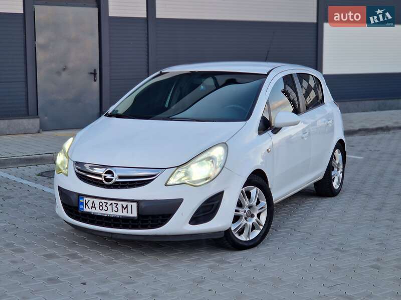 Opel Corsa 2012 Opel Corsa 2012