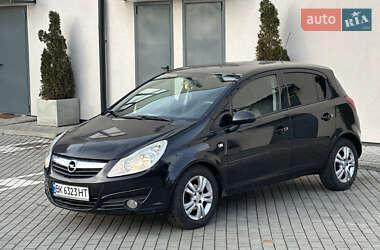 Хэтчбек Opel Corsa 2009 в Ровно