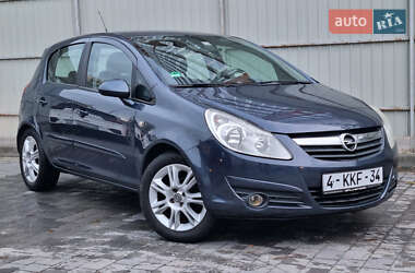 Хэтчбек Opel Corsa 2007 в Львове