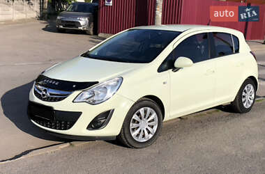 Хетчбек Opel Corsa 2013 в Вінниці