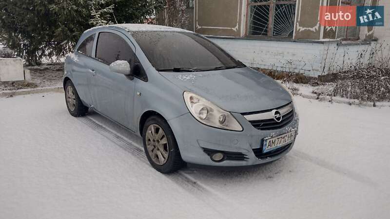 Хэтчбек Opel Corsa 2009 в Коростене