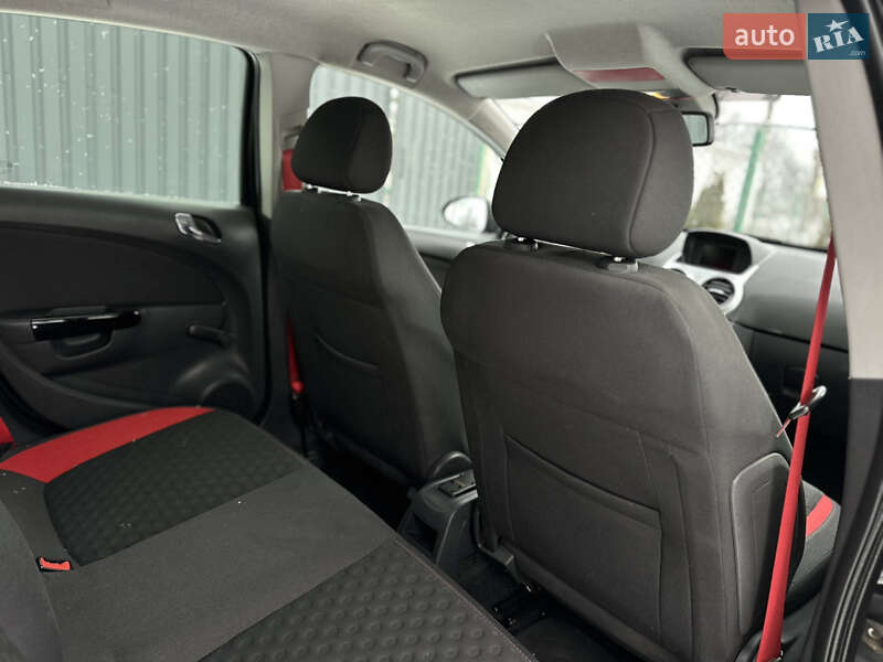 Хэтчбек Opel Corsa 2010 в Виннице