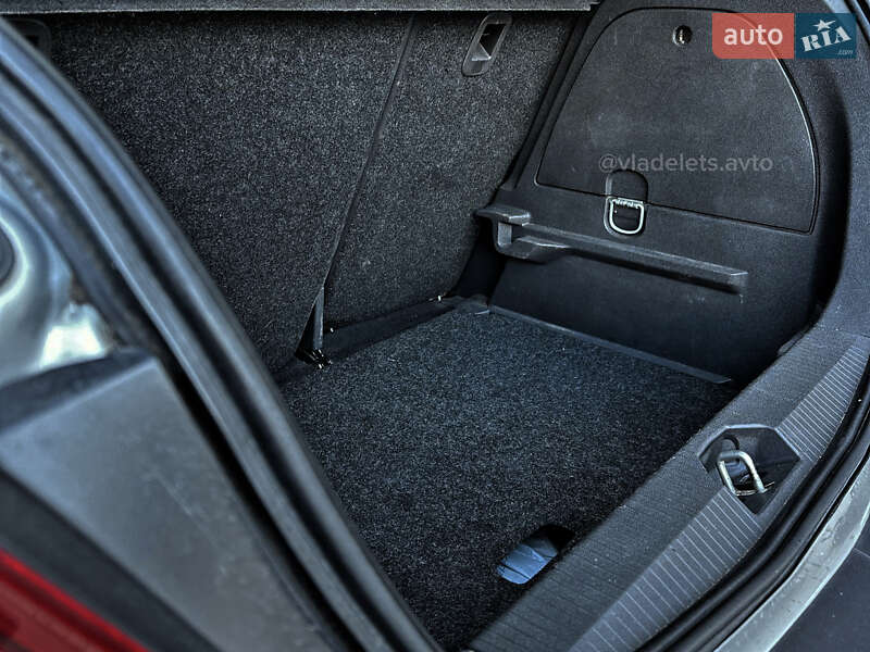 Хэтчбек Opel Corsa 2011 в Запорожье