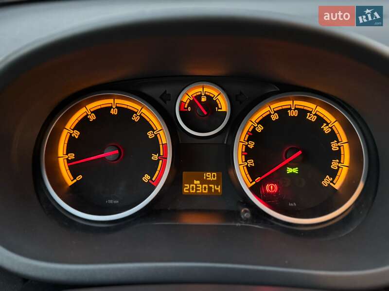 Хэтчбек Opel Corsa 2011 в Стрые фото 40 Хэтчбек Opel Corsa 2011 в Стрые