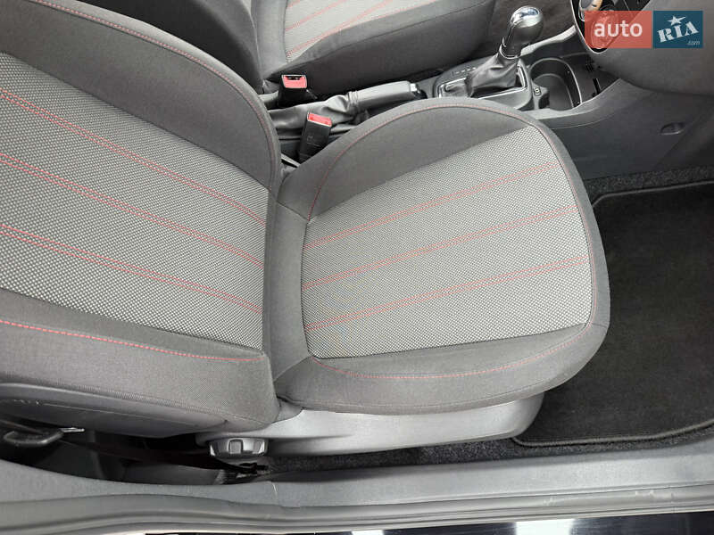 Хэтчбек Opel Corsa 2009 в Луцке