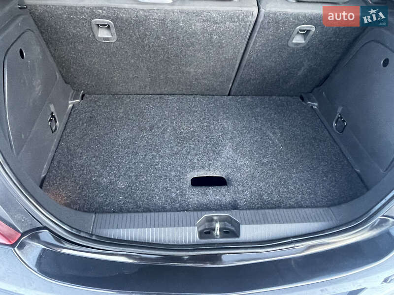 Хэтчбек Opel Corsa 2007 в Киеве