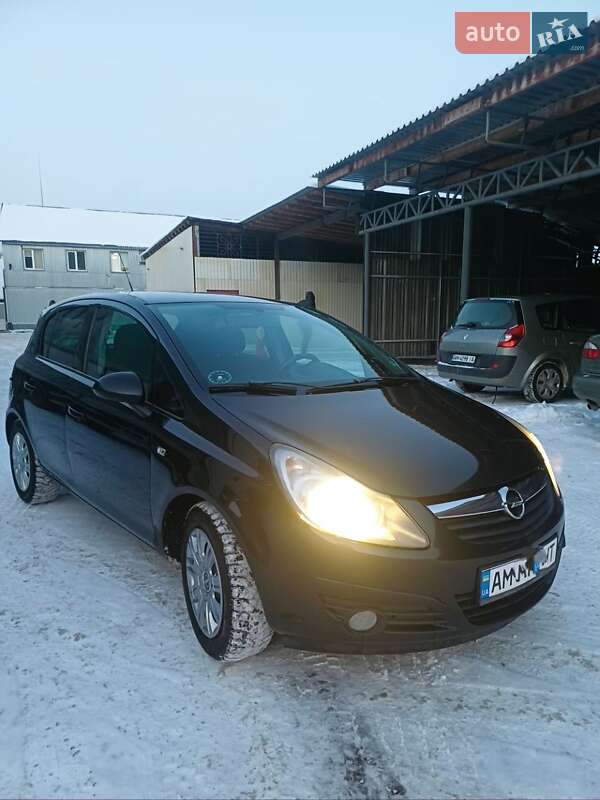 Хэтчбек Opel Corsa 2010 в Житомире фото 3 Хэтчбек Opel Corsa 2010 в Житомире
