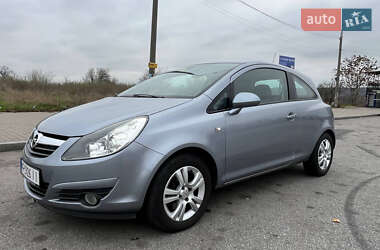 Хэтчбек Opel Corsa 2009 в Запорожье