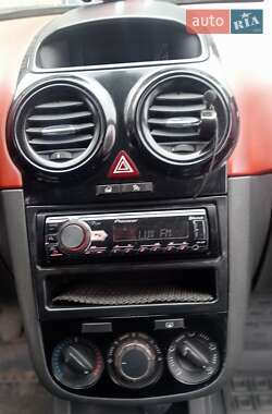 Хэтчбек Opel Corsa 2007 в Ивано-Франковске фото 6 Хэтчбек Opel Corsa 2007 в Ивано-Франковске