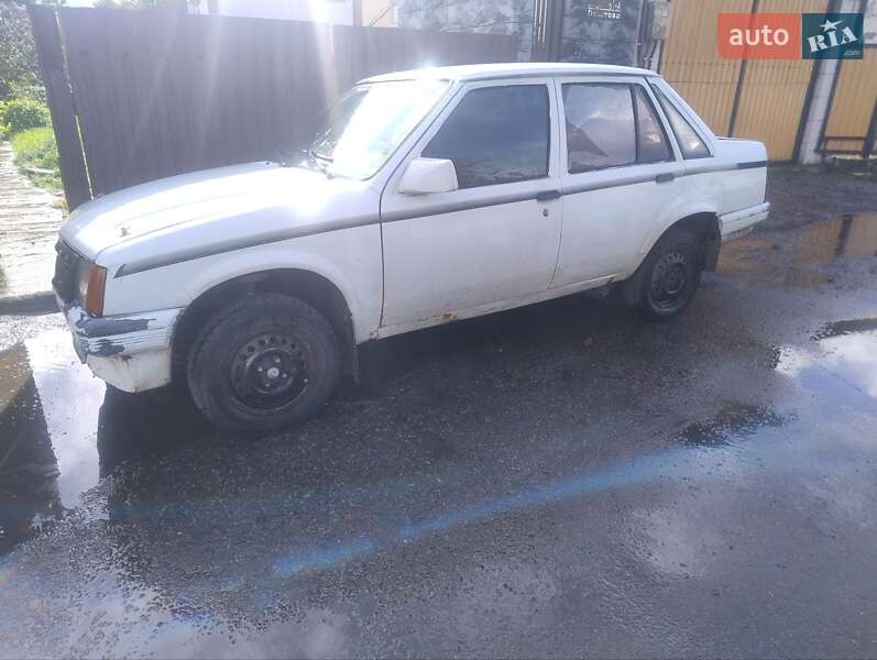Хэтчбек Opel Corsa 1989 в Белой Церкви