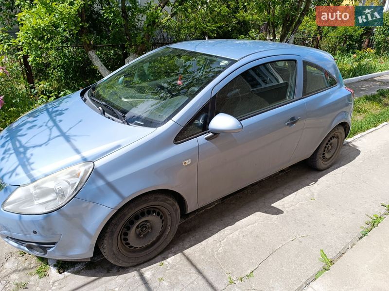 Хэтчбек Opel Corsa 2009 в Волочиске