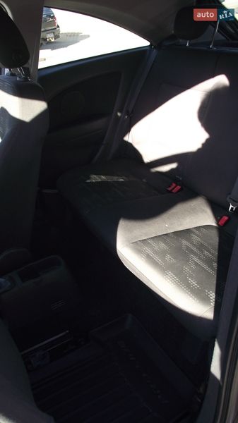 Хэтчбек Opel Corsa 2011 в Житомире