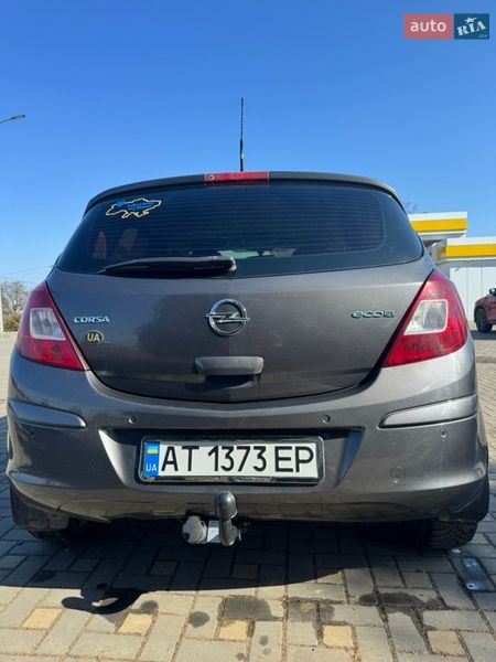 Хэтчбек Opel Corsa 2011 в Коломые