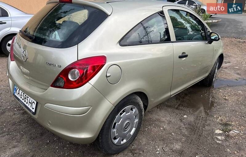 Хэтчбек Opel Corsa 2008 в Белой Церкви