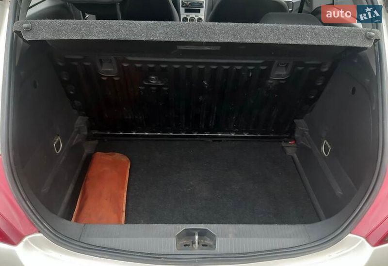 Хэтчбек Opel Corsa 2008 в Белой Церкви