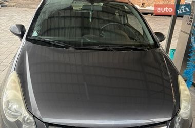 Хэтчбек Opel Corsa 2010 в Староконстантинове