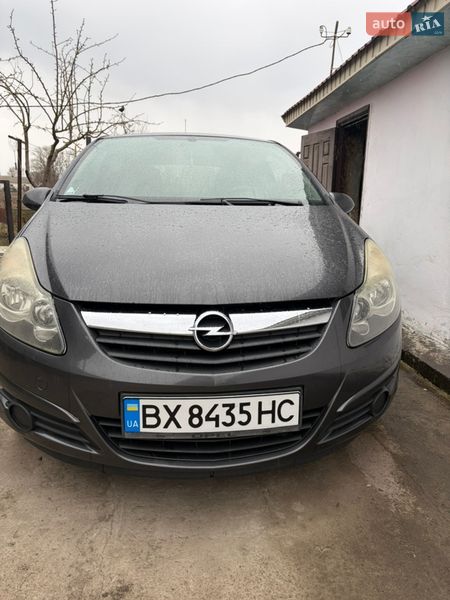 Хетчбек Opel Corsa 2010 в Старокостянтинові