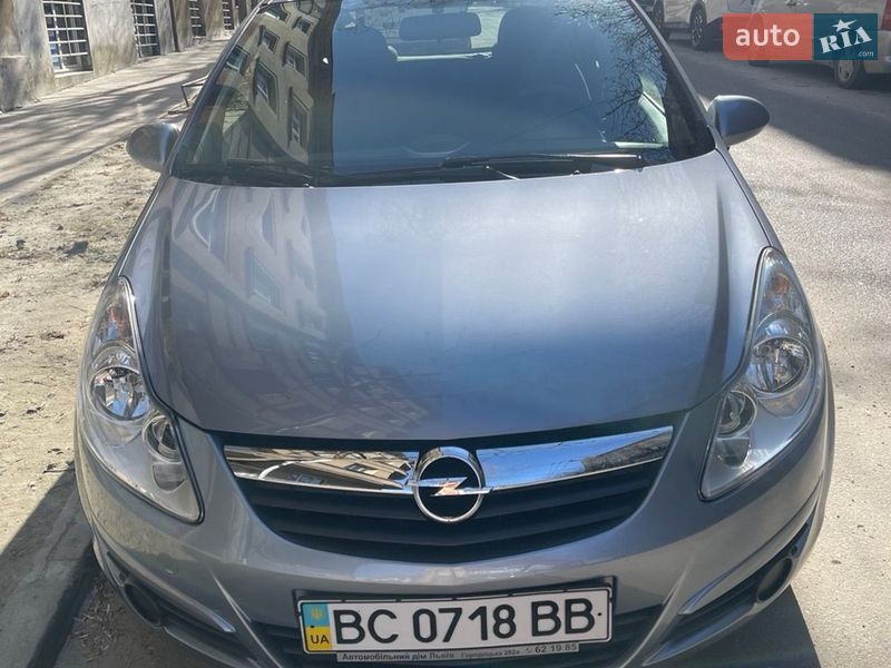 Хэтчбек Opel Corsa 2007 в Львове