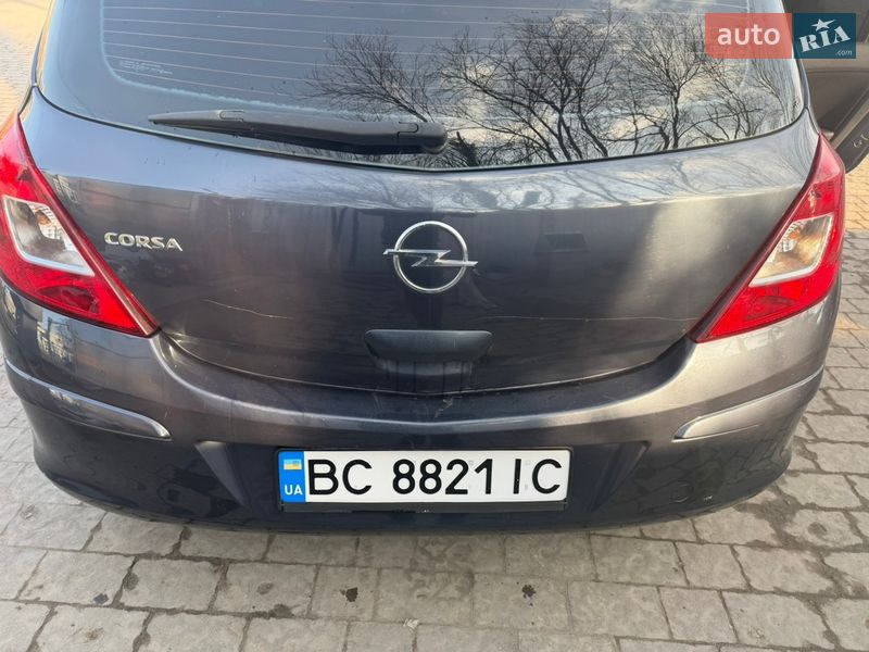 Хэтчбек Opel Corsa 2008 в Львове