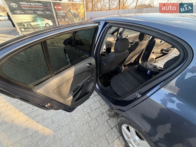 Хэтчбек Opel Corsa 2008 в Львове