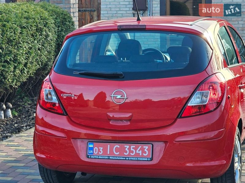 Хетчбек Opel Corsa 2009 в Луцьку