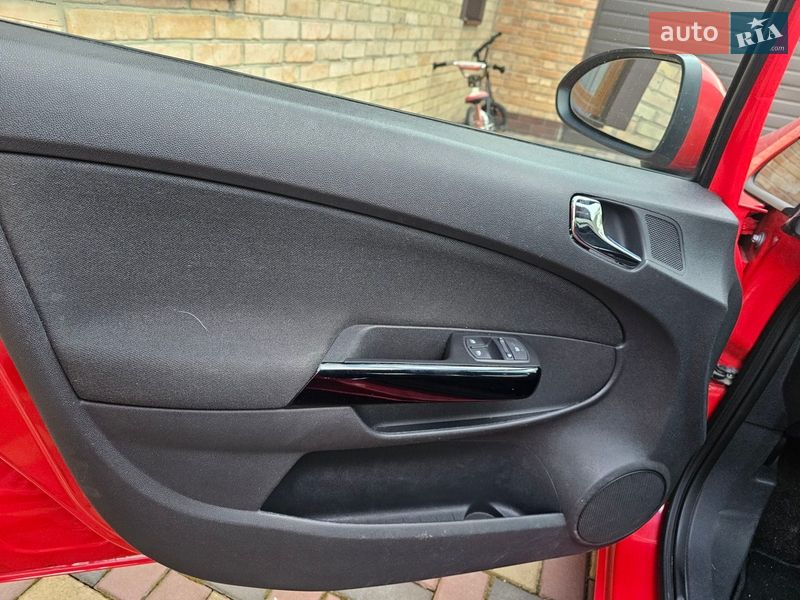 Хетчбек Opel Corsa 2009 в Луцьку