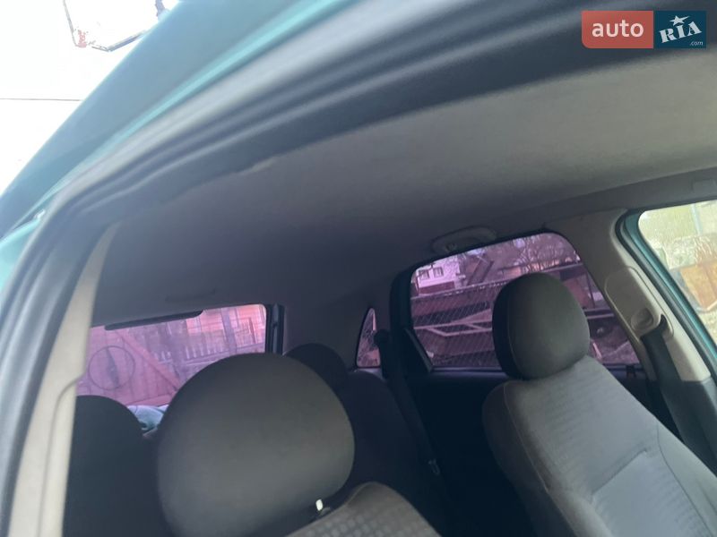 Хэтчбек Opel Corsa 2003 в Дрогобыче