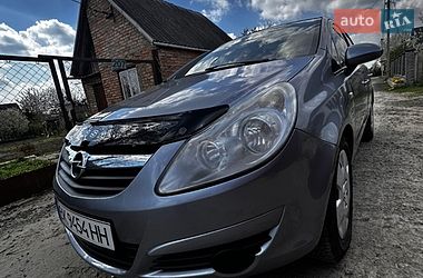 Хэтчбек Opel Corsa 2010 в Луцке