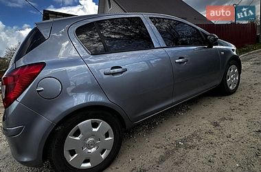 Хэтчбек Opel Corsa 2010 в Луцке