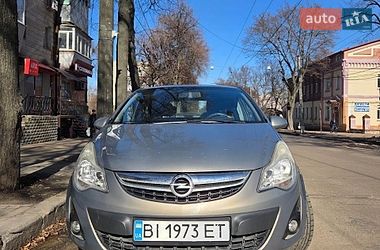 Хетчбек Opel Corsa 2011 в Сумах
