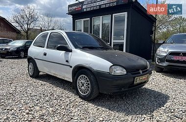 Хетчбек Opel Corsa 1996 в Коломиї