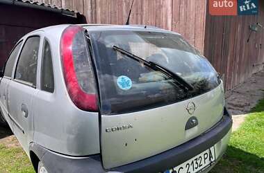 Хэтчбек Opel Corsa 2003 в Дрогобыче
