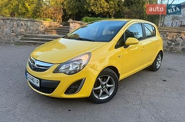 Хэтчбек Opel Corsa 2012 в Смеле