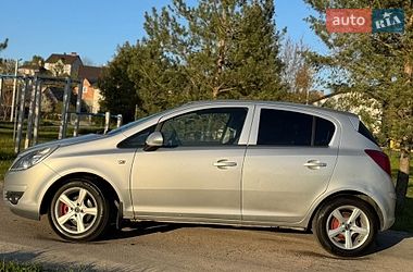 Хэтчбек Opel Corsa 2008 в Львове