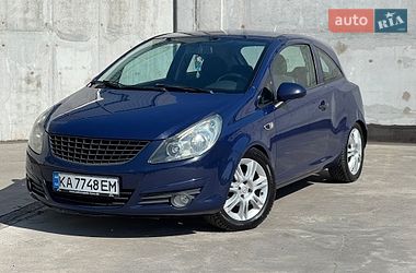 Хэтчбек Opel Corsa 2009 в Киеве