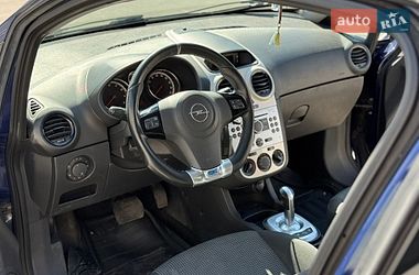 Хэтчбек Opel Corsa 2009 в Киеве