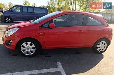 Хэтчбек Opel Corsa 2011 в Киеве