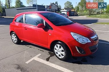 Хэтчбек Opel Corsa 2011 в Киеве