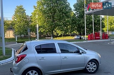 Хэтчбек Opel Corsa 2009 в Черкассах